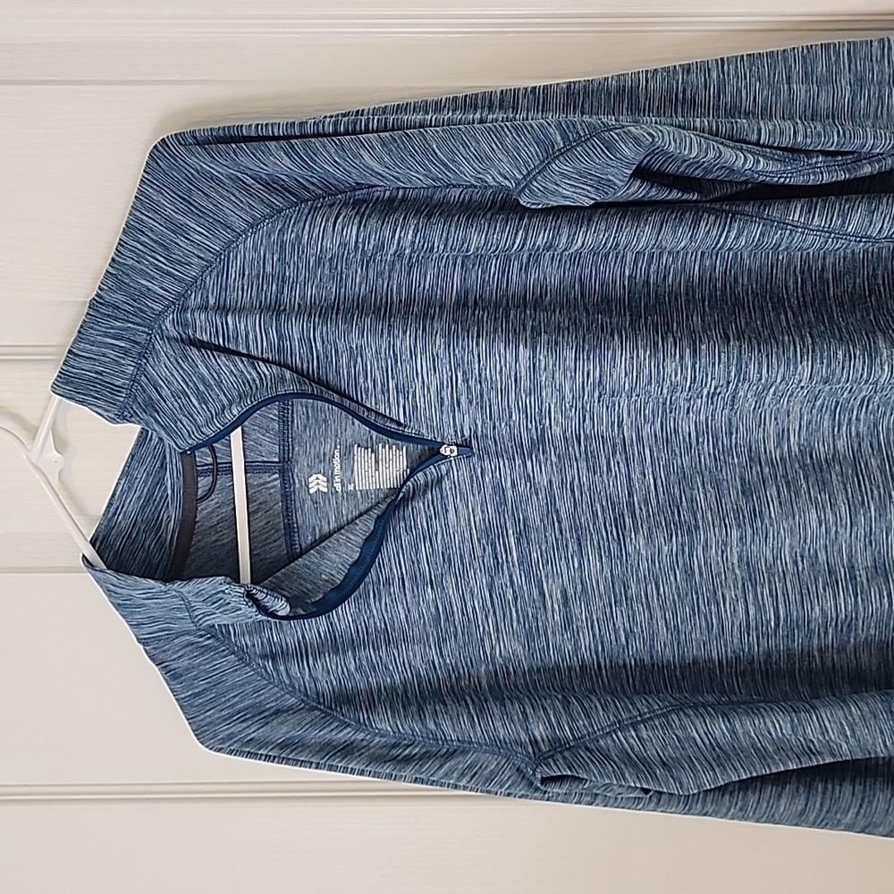All In Motion Blue Patterned Long Sleeved Shirt - Picture 2 of 4